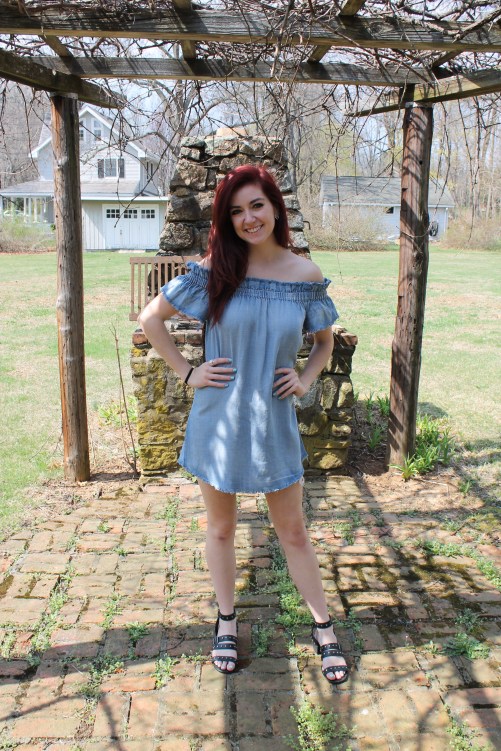 The perfect off-the-shoulder dress (so on trend!) for summer. Pair it with some edgy sandals to complete the look.